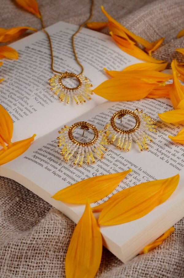 boutique-valdyria-mira-helia-collier-sautoir-boucles-1 Petites Boucles D’oreilles Mira Helia