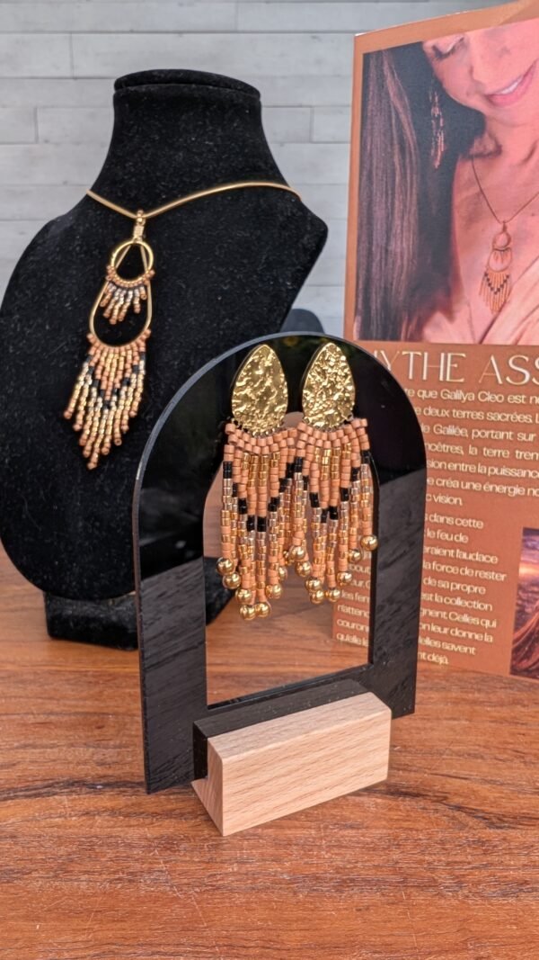 Petites boucles d’oreilles Galilya Cleo Bronze en perles Miyuki, bijou artisanal Valdyria inspiré de l’Égypte ancienne et créé en petite série